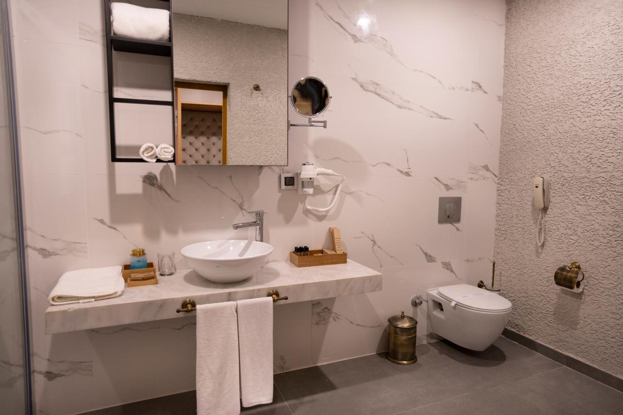 Flora Garden Beach Hotel - Adults Only 16 Plus - Couples Concept Kızılot Dış mekan fotoğraf
