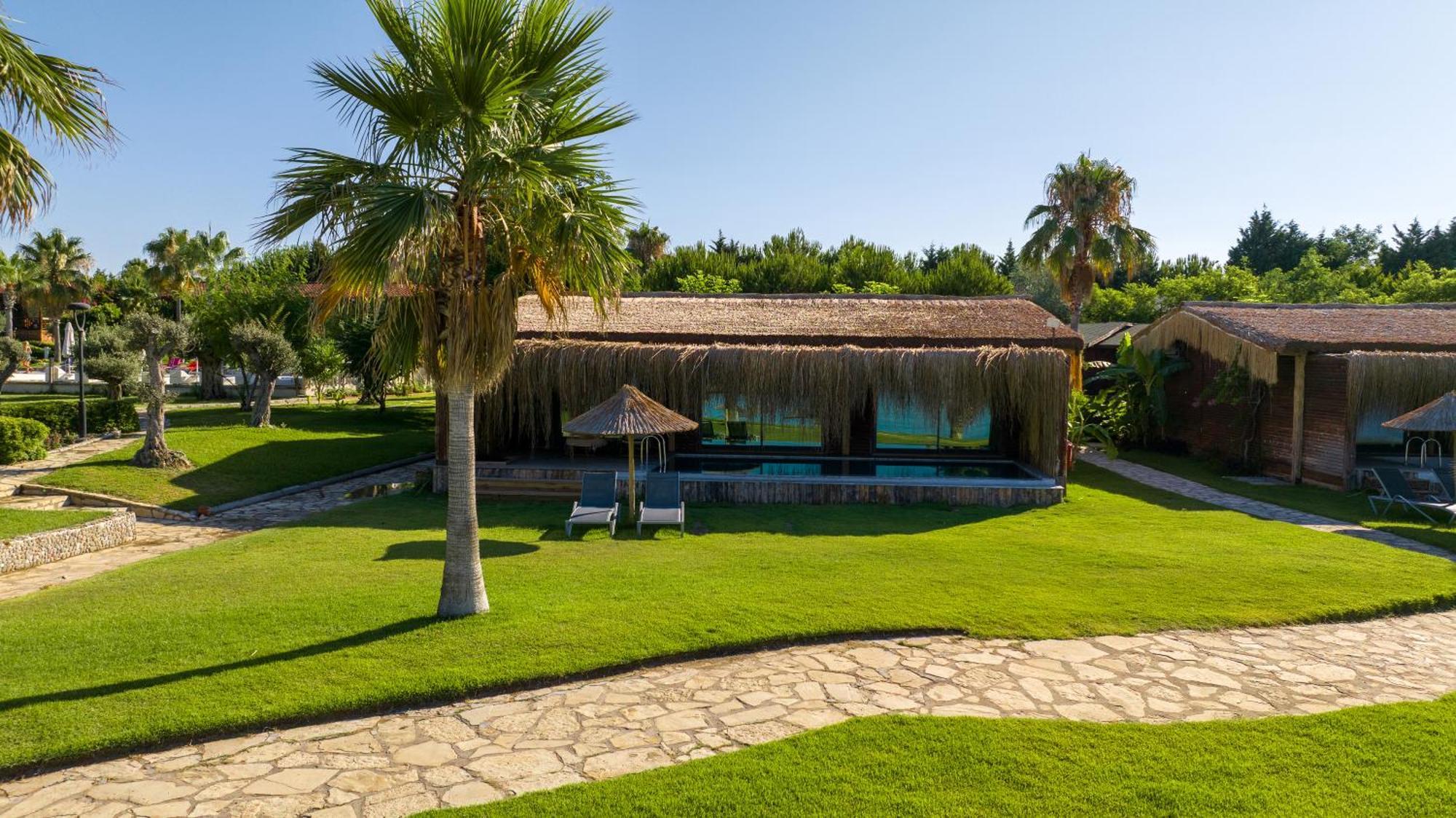 Flora Garden Beach Hotel - Adults Only 16 Plus - Couples Concept Kızılot Dış mekan fotoğraf