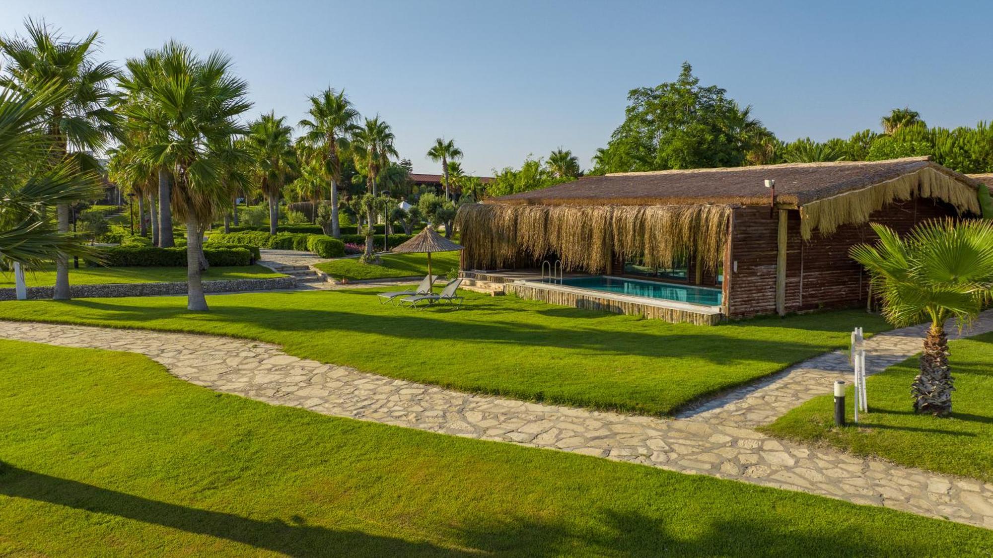 Flora Garden Beach Hotel - Adults Only 16 Plus - Couples Concept Kızılot Dış mekan fotoğraf