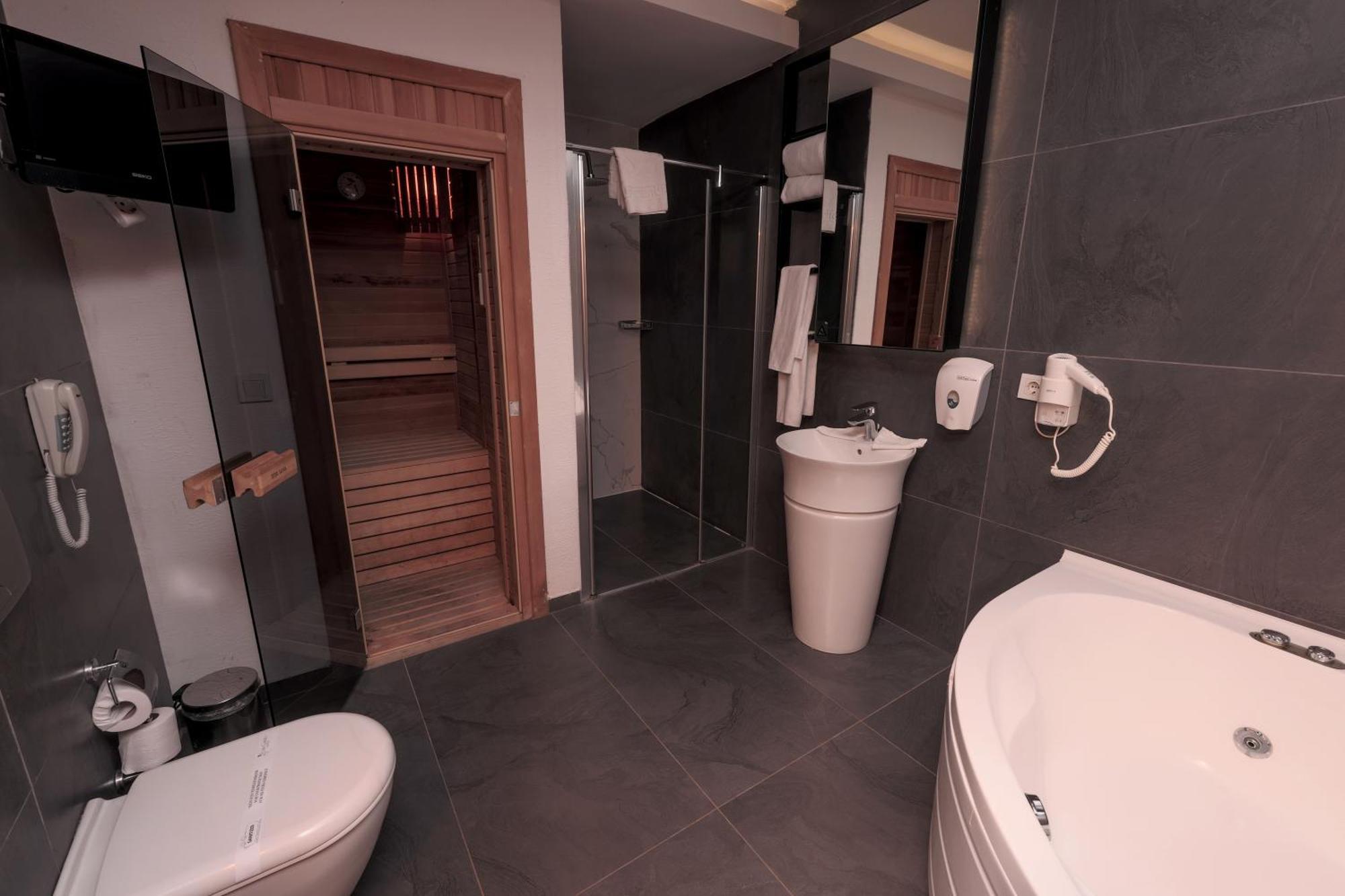 Flora Garden Beach Hotel - Adults Only 16 Plus - Couples Concept Kızılot Dış mekan fotoğraf