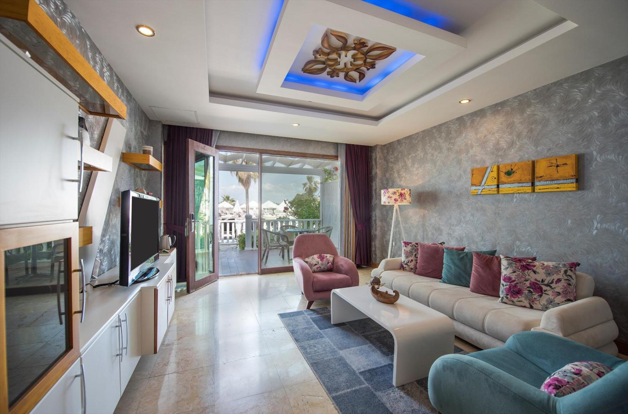 Flora Garden Beach Hotel - Adults Only 16 Plus - Couples Concept Kızılot Dış mekan fotoğraf