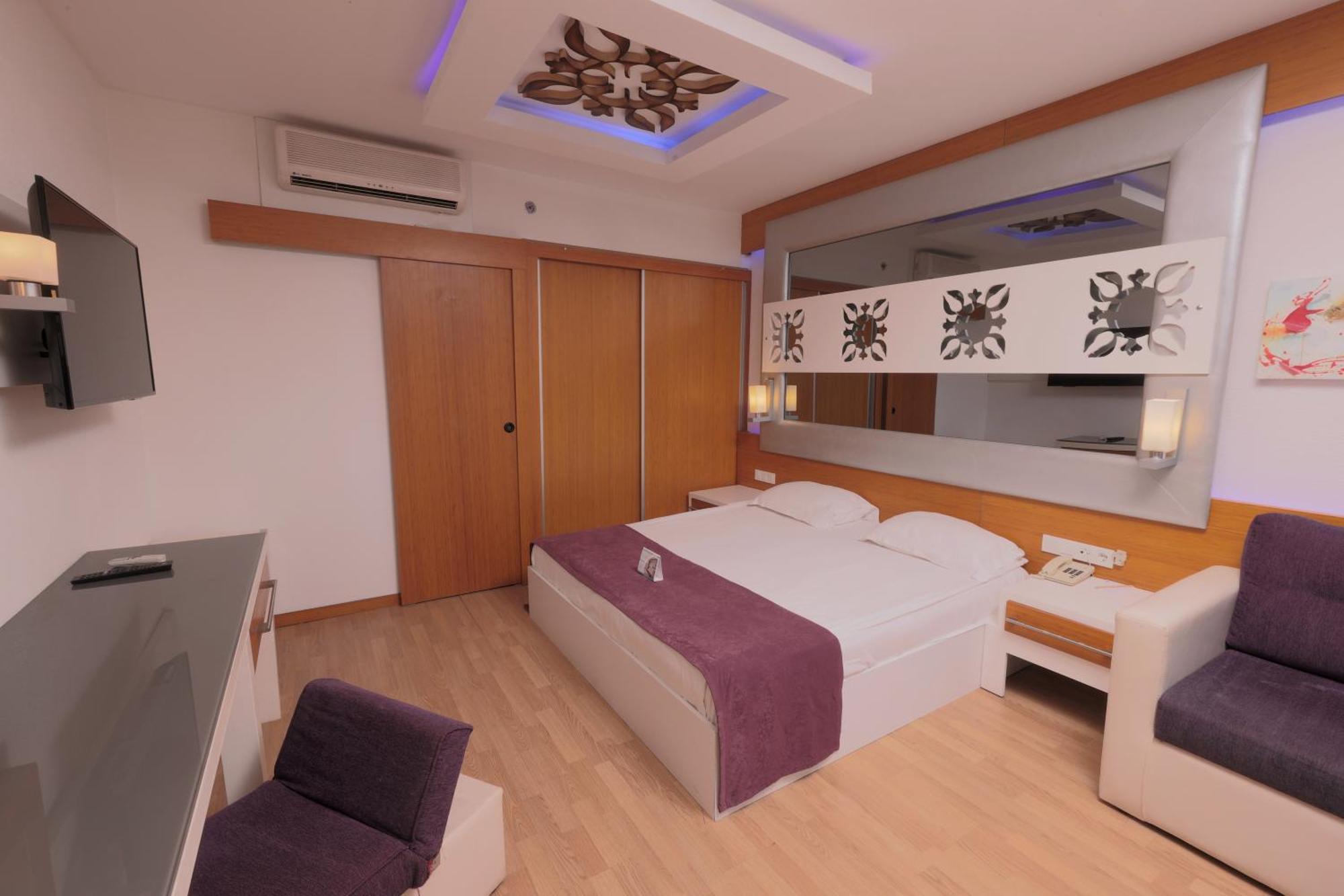 Flora Garden Beach Hotel - Adults Only 16 Plus - Couples Concept Kızılot Dış mekan fotoğraf